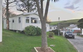 Nb12 Entire Caravan - Newquay